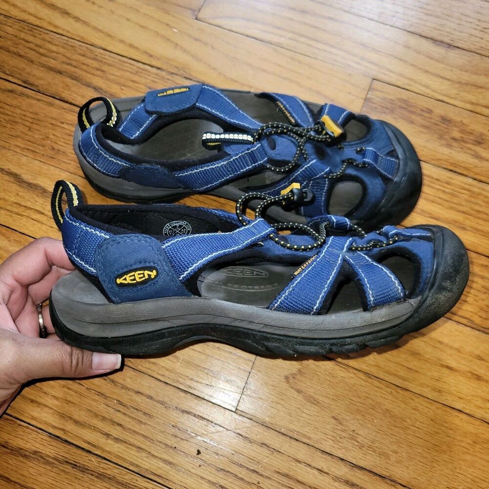 Keen Women Newport H2 Sport Sandals Hiking Trail Water Shoes Blue Size 7